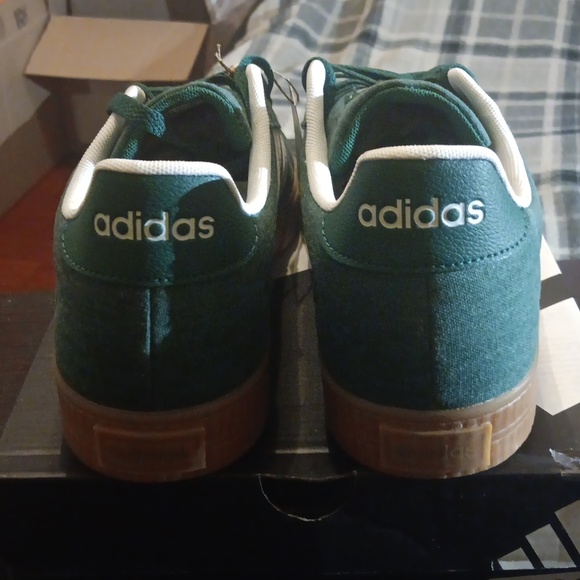 Adidas Daily 3.0 Green Gum Bottom Skate Shoes Mens 11 New With Tags - Picture 5 of 10